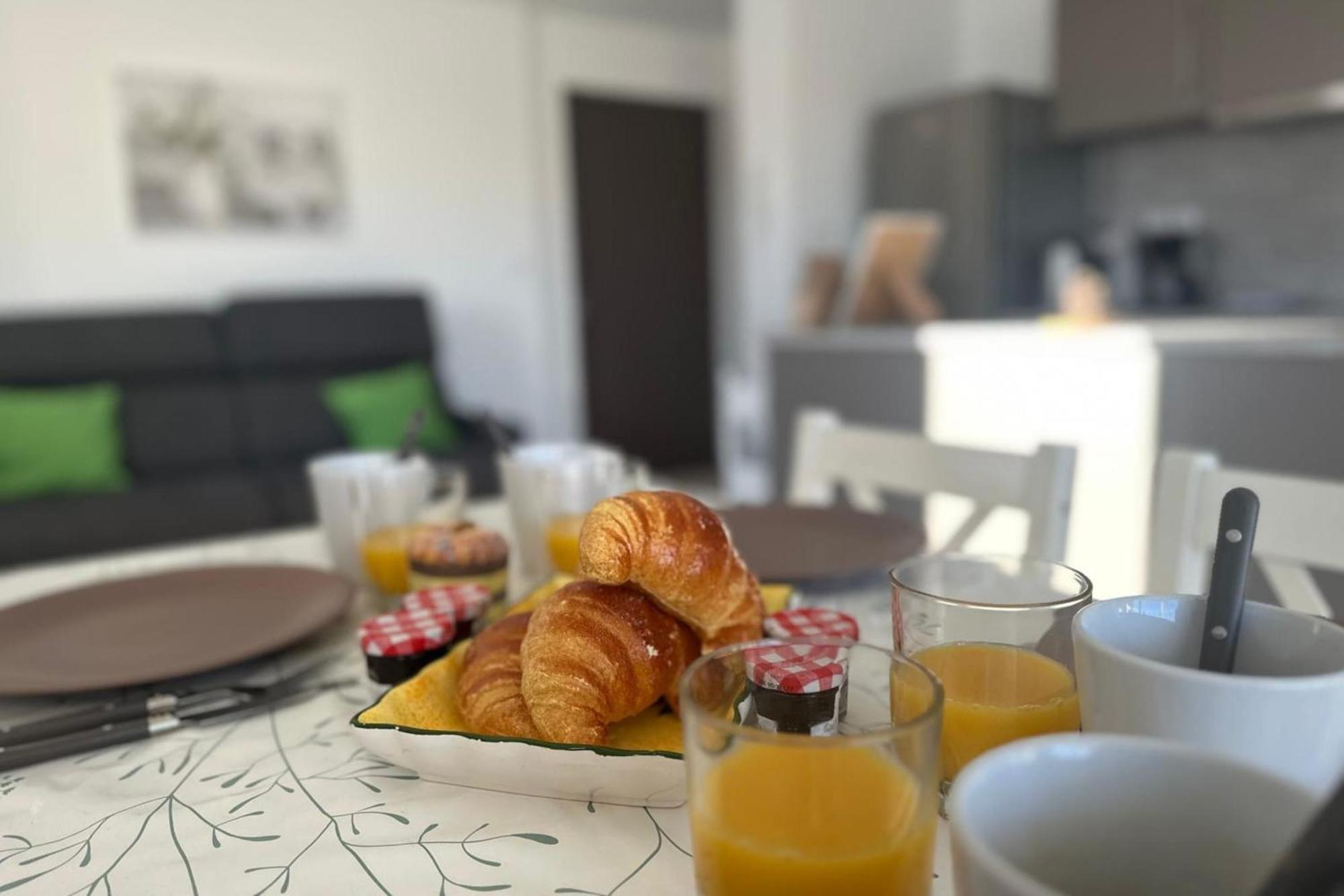 La Roseliere Appartement 2 Chambres 6 Couchages A 400 M De La Plage เลอ โกร-ดู-รัว ภายนอก รูปภาพ